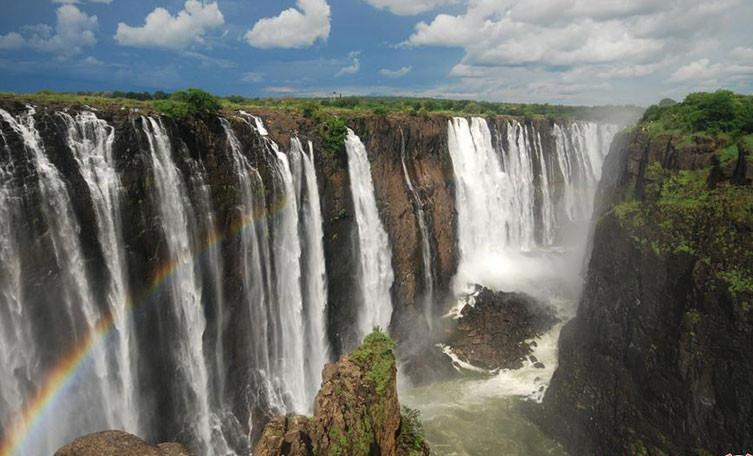 استخر شیطان، ترسناک ترین استخر دنیا