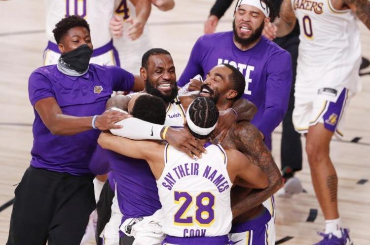 لیکرز بعد از 10 سال قهرمان NBA شد