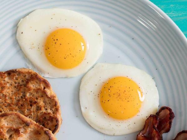 آیا تخم مرغ صبحانه مناسبی است؟