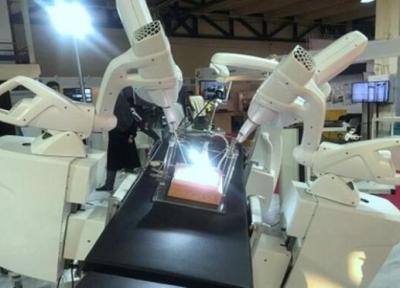 آموزش بیش از 100 جراح اندونزیایی برای استفاده از ربات ایرانی